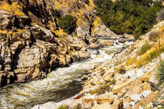 $525,000 | 141 Panorama Drive, Kernville, CA 93238