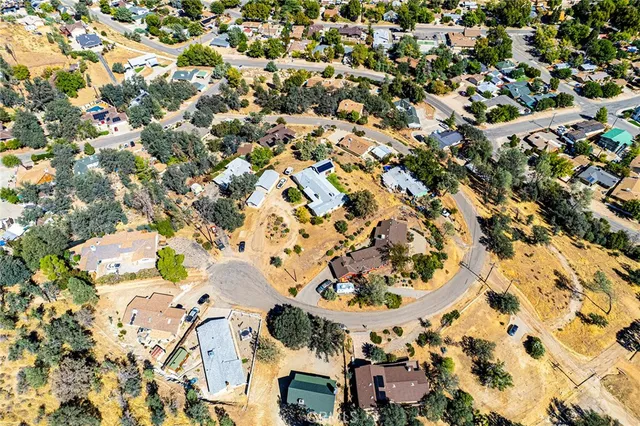 $525,000 | 141 Panorama Drive, Kernville, CA 93238