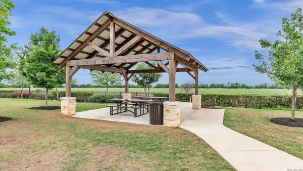 $1,600 | 7730 Fox Crossing, San Antonio, TX 78252