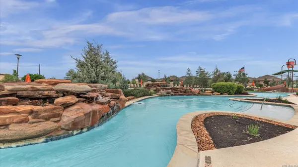 $1,600 | 7730 Fox Crossing, San Antonio, TX 78252