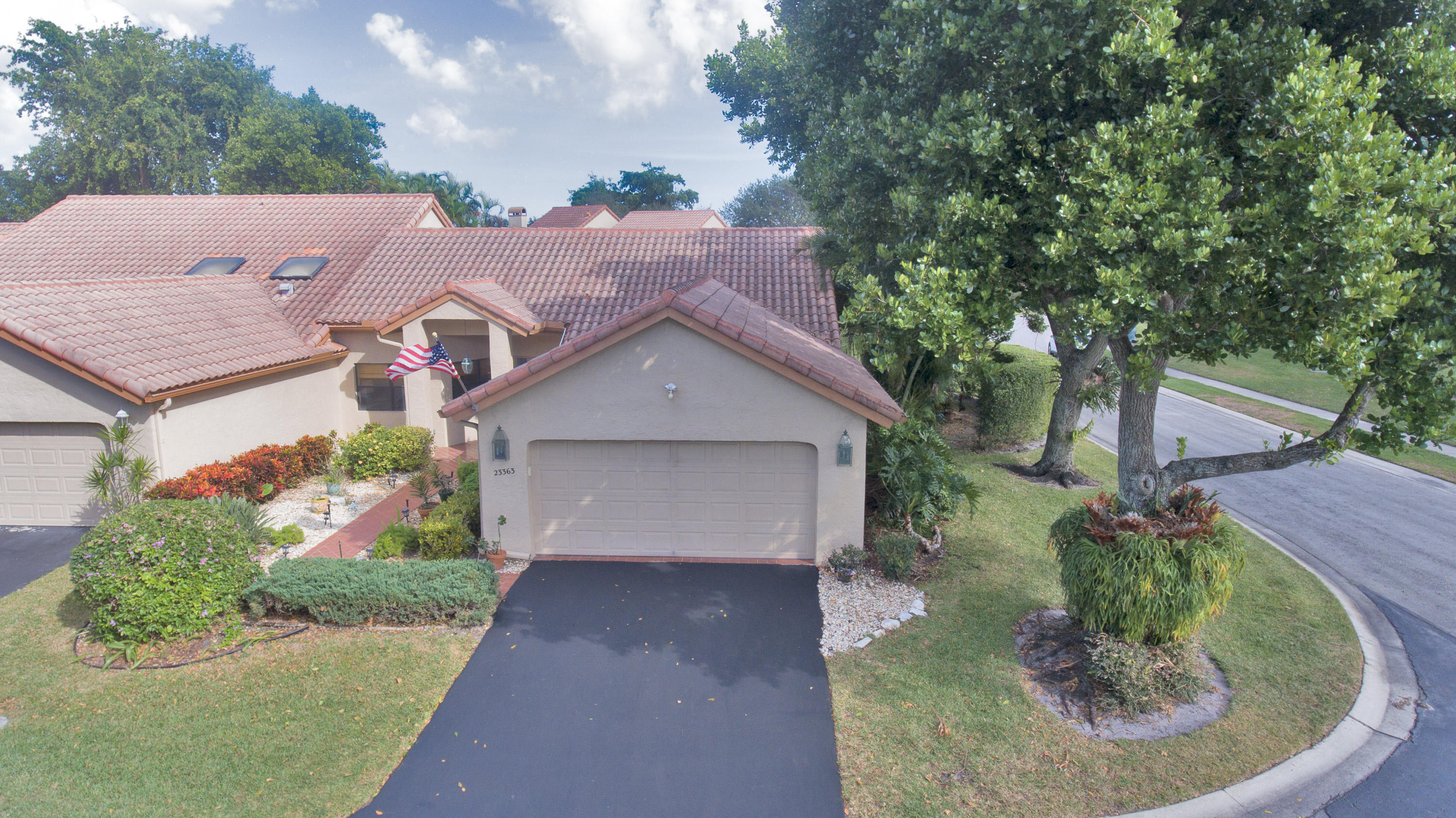 23363 Water Circle Boca Raton, FL 33486 - Photo 2 of 43 Corner Lot