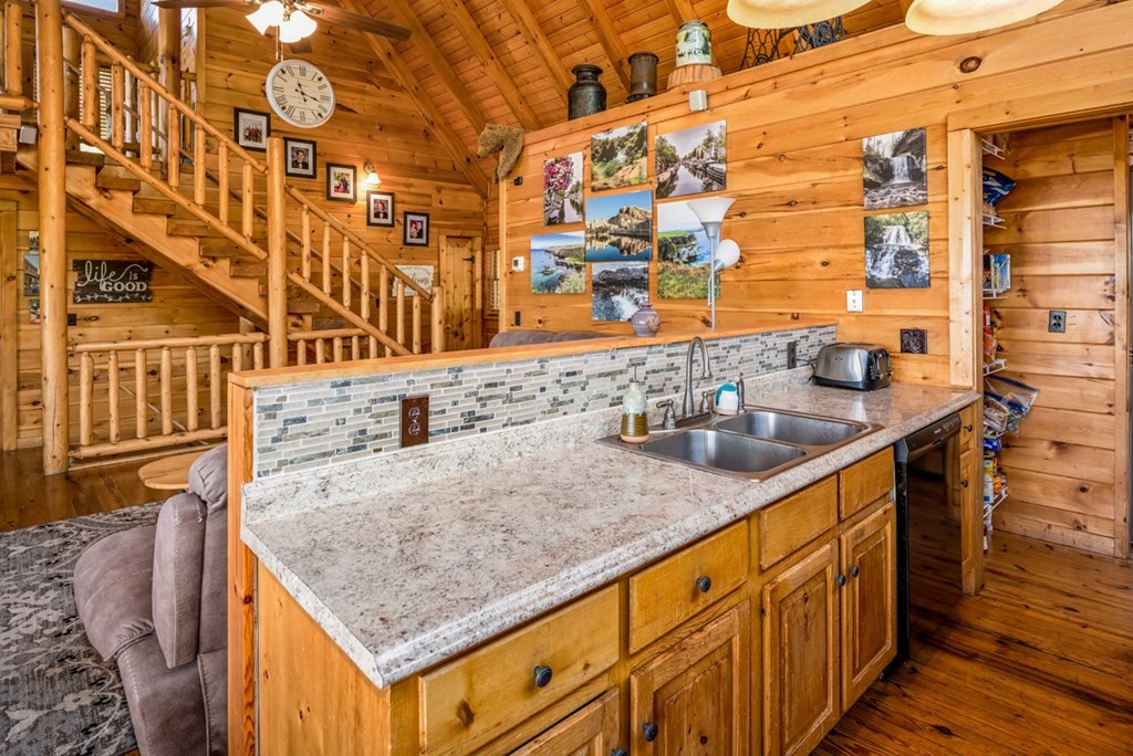 4475 Stackstone Road Sevierville, TN 37862 - Photo 24 of 58 Gallery Image 24