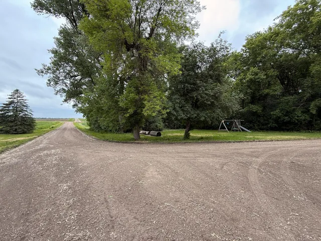 $450,000 | 78994 160th Street, Sacred Heart, MN 56285