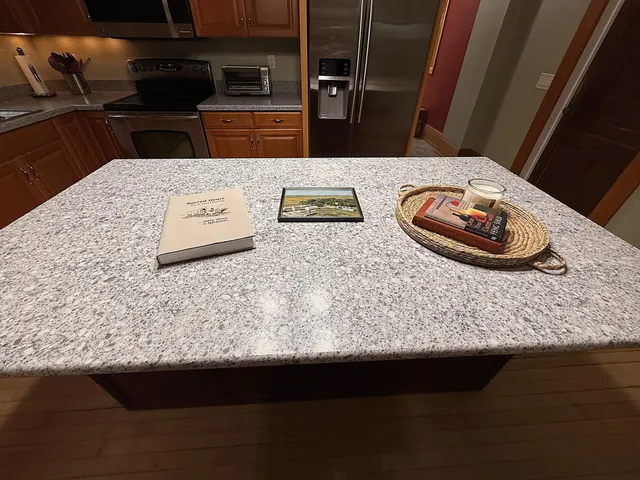 $450,000 | 78994 160th Street, Sacred Heart, MN 56285