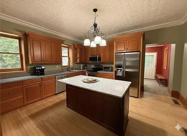 $450,000 | 78994 160th Street, Sacred Heart, MN 56285