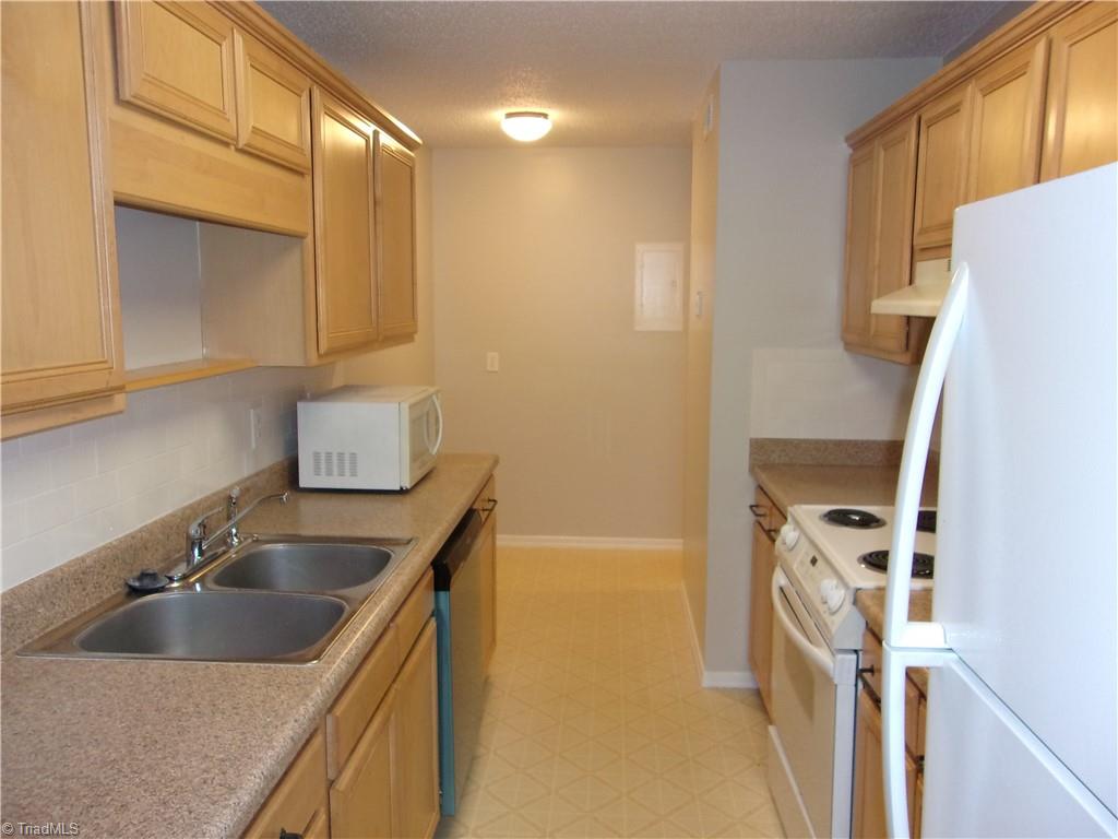 1714 North Hamilton Street, Unit H High Point, NC 27262 - Photo 11 of 29 Gallery Image 11