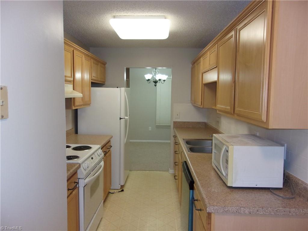 1714 North Hamilton Street, Unit H High Point, NC 27262 - Photo 12 of 29 Gallery Image 12