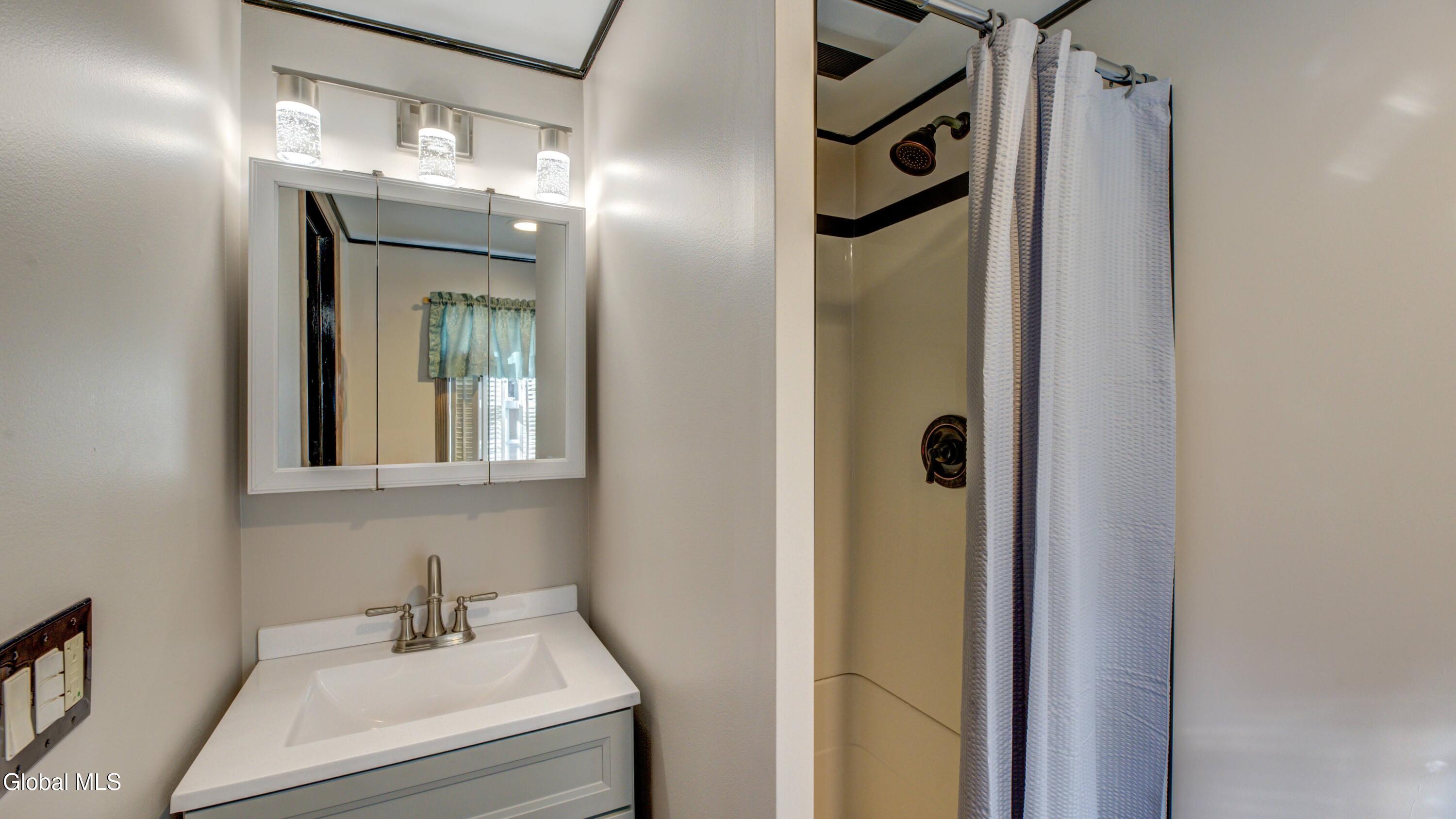 199 Blanchard Road Gloversville, NY 12078 - Photo 20 of 54 199 Blanchard-10