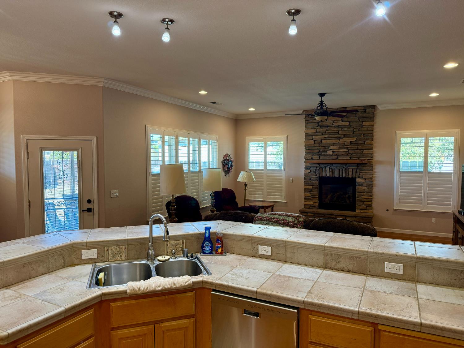 1566 Adams Road Yuba City, CA 95993 - Photo 14 of 57