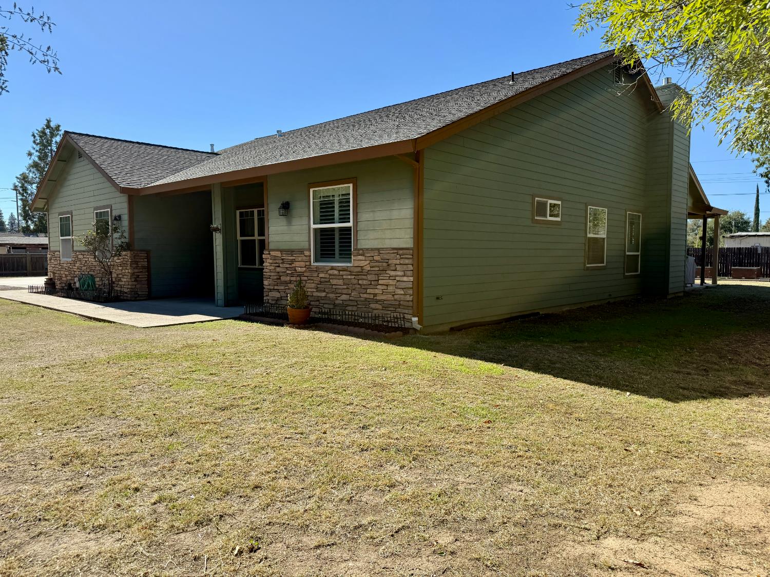 1566 Adams Road Yuba City, CA 95993 - Photo 4 of 57