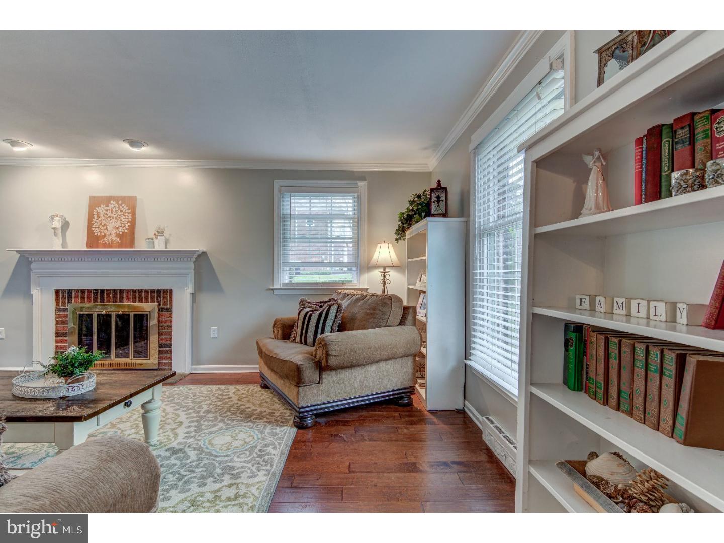 209 Maplewood Road West Chester, PA 19382 - Photo 3 of 25 Living Room