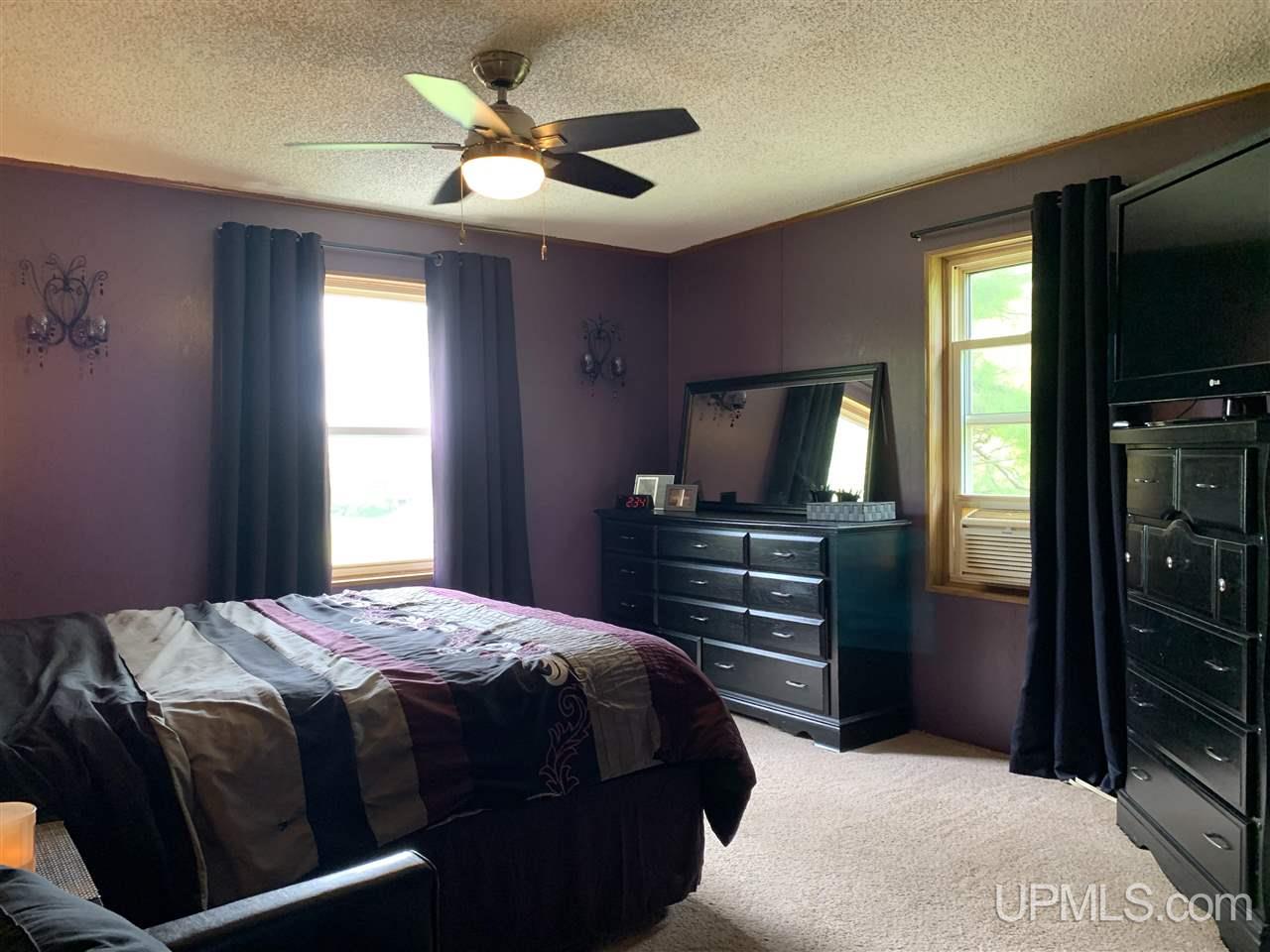 W5322 Metropolitan Road Felch, MI 49831 - Photo 4 of 9