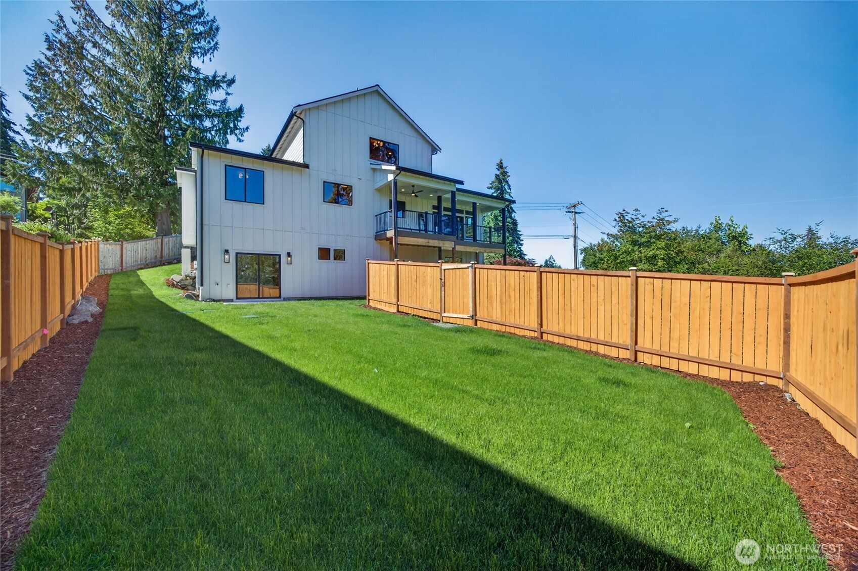 13820 Military Road East Puyallup, WA 98374 - Photo 33 of 38