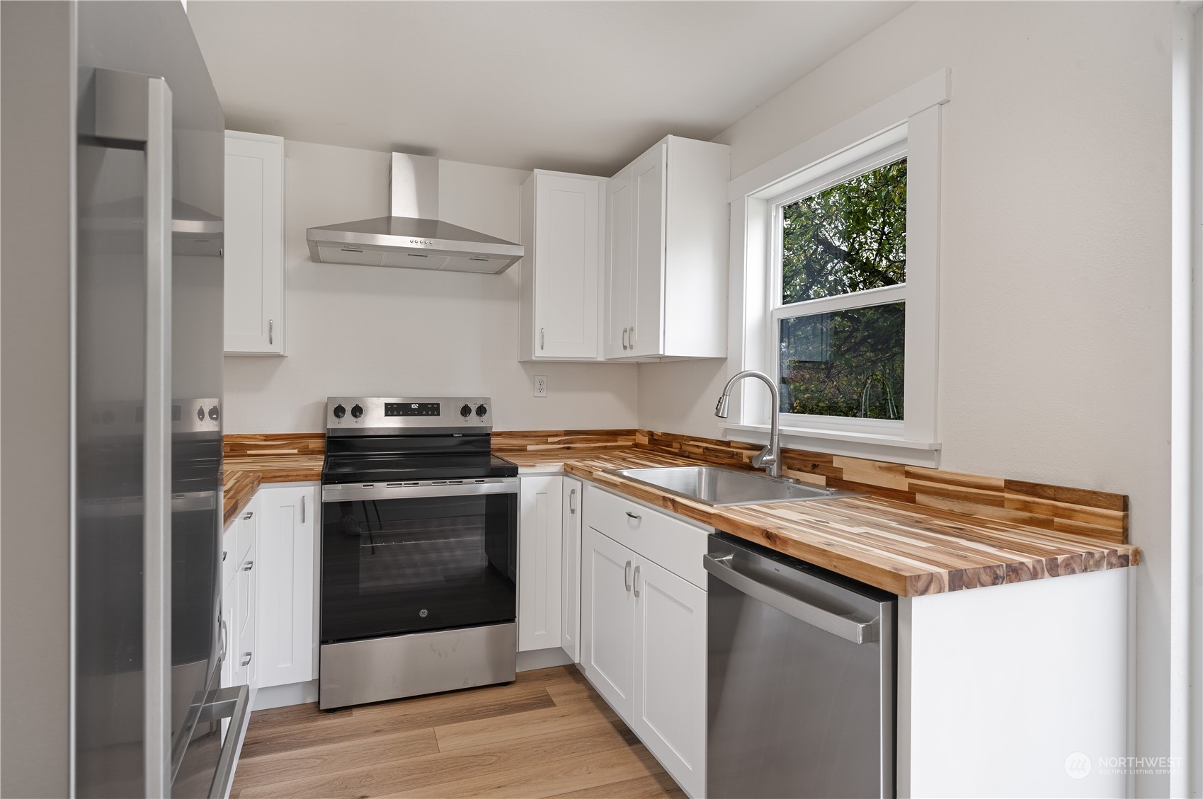 4308 Kelly Road Bremerton, WA 98312 - Photo 11 of 26 Gallery Image 11