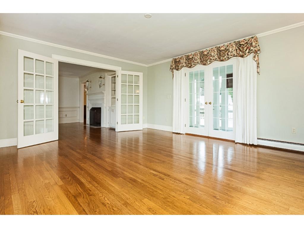 117 Tidewater Farm Road Stratham, NH 03885 - Photo 5 of 27