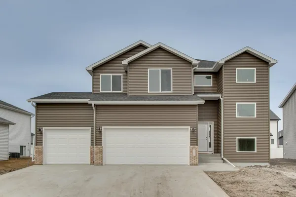 $499,435 | 5816 James Drive West, West Fargo, ND 58078