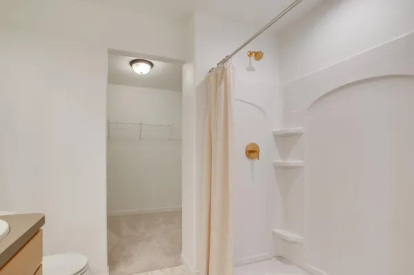 $499,435 | 5816 James Drive West, West Fargo, ND 58078