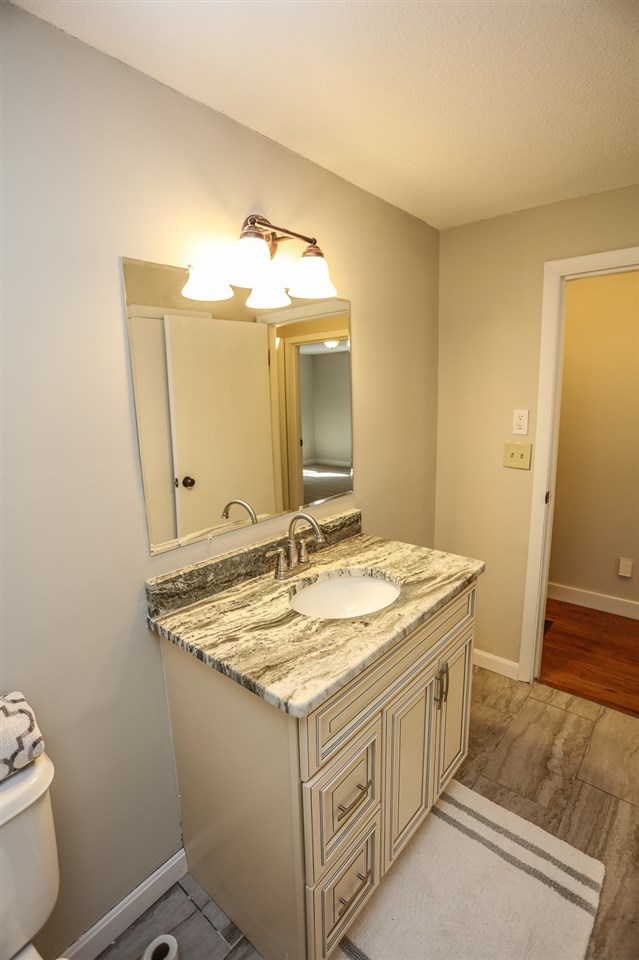 49 Kingston Road Plaistow, NH 03865 - Photo 13 of 22 Gallery Image 13
