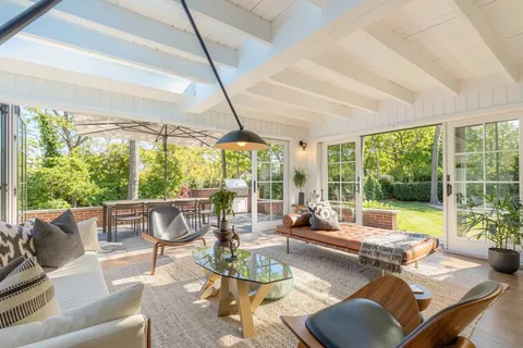 $2,395,000 | 91 East Tiana Road, Hampton Bays, NY 11946