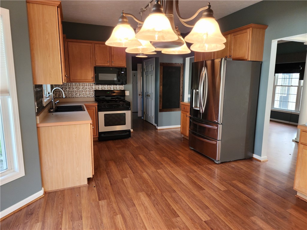 213 Jonquil Lane Greece, NY 14612 - Photo 15 of 38