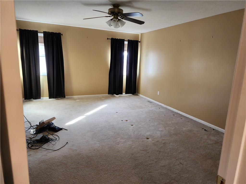 213 Jonquil Lane Greece, NY 14612 - Photo 27 of 38