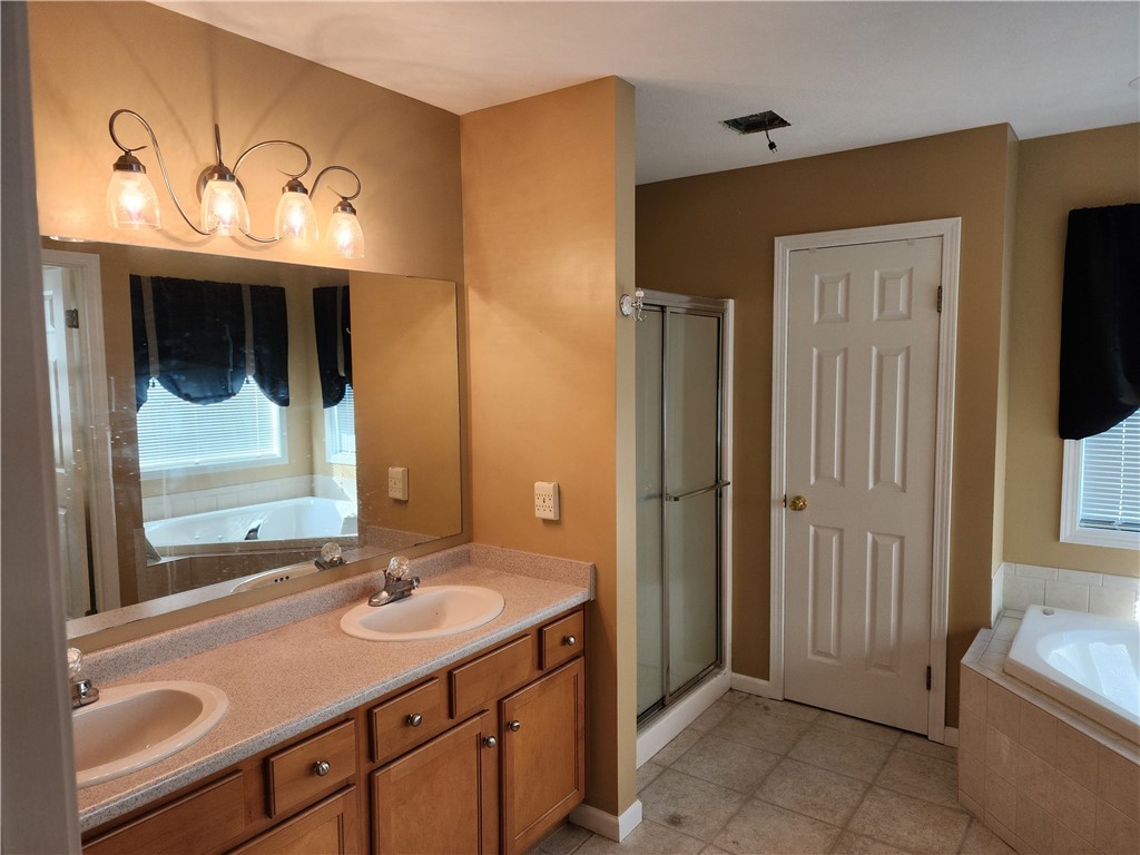 213 Jonquil Lane Greece, NY 14612 - Photo 30 of 38