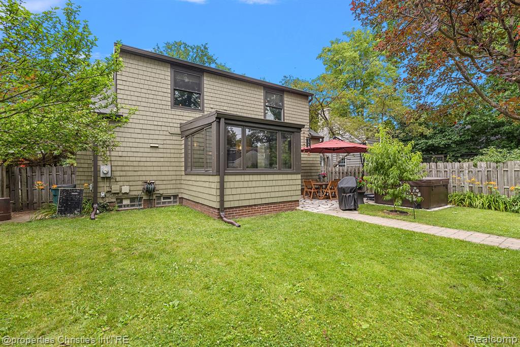 36 Devonshire Road Pleasant Ridge, MI 48069 - Photo 36 of 41