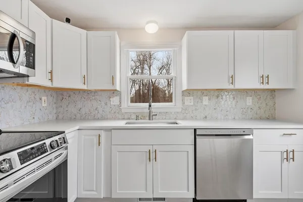 $599,000 | 23 Hazel Street, Haverhill, MA 01832