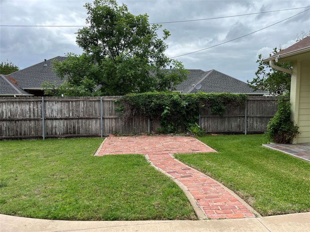 2801 Rix Street Commerce, TX 75428 - Photo 6 of 29 Hot tub ready