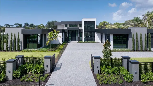 $11,995,000 | 107 Myrtle Road, Naples, FL 34108