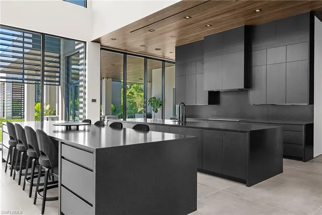 $11,995,000 | 107 Myrtle Road, Naples, FL 34108