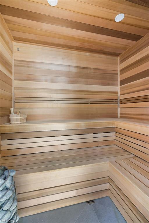 107 Myrtle Road Naples, FL 34108 - Photo 31 of 49 View of sauna
