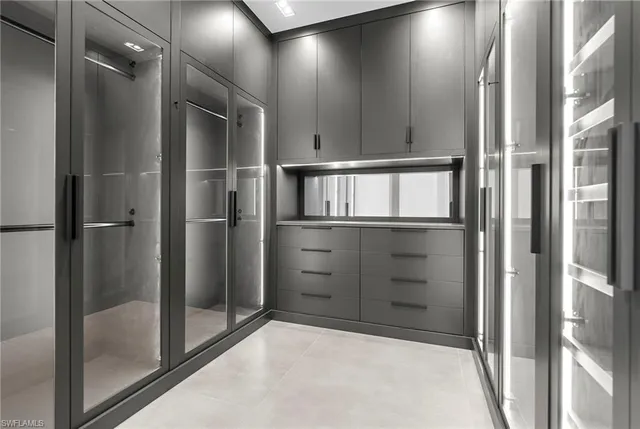 $11,995,000 | 107 Myrtle Road, Naples, FL 34108