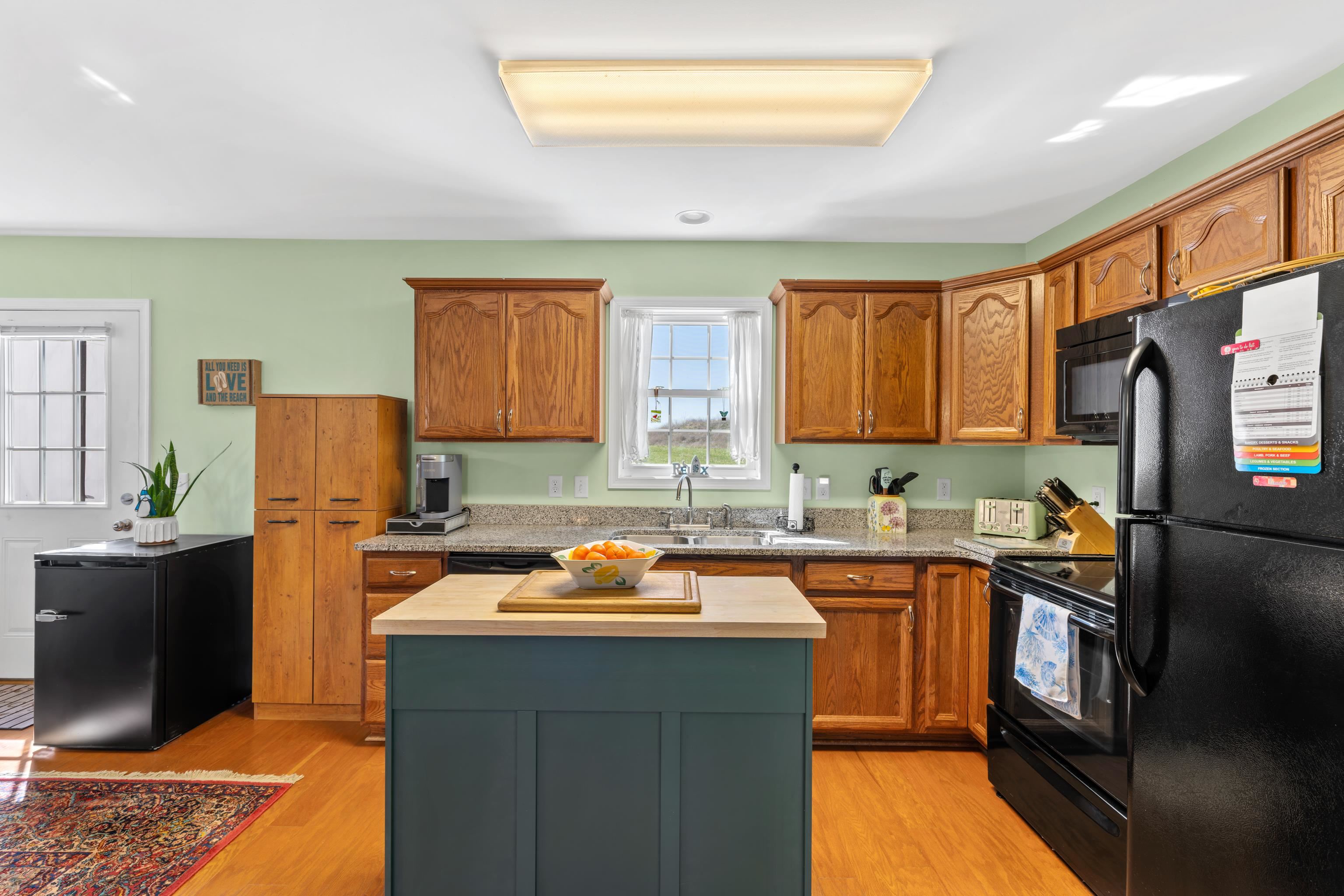 809 Carson Circle Grottoes, VA 24441 - Photo 11 of 57