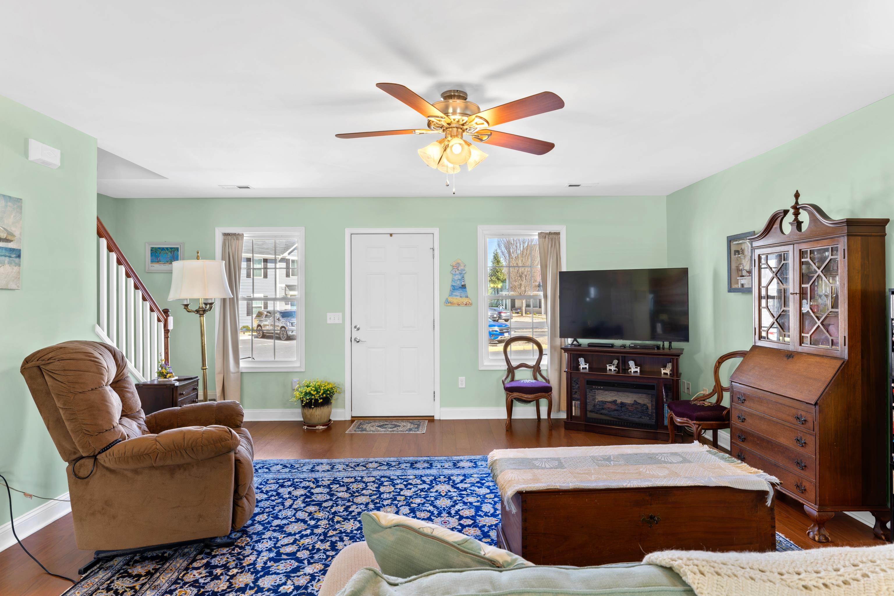 809 Carson Circle Grottoes, VA 24441 - Photo 6 of 57