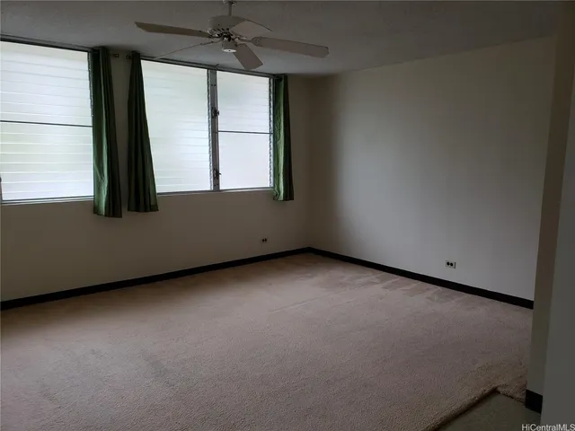 $1,200 | 1812 Puowaina Drive, Unit 301, Honolulu, HI 96813