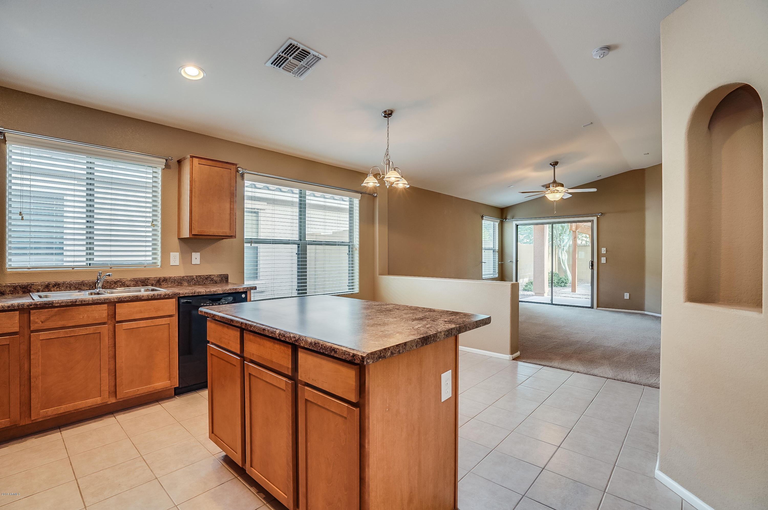 4216 East Bonanza Road Gilbert, AZ 85297 - Photo 4 of 23 Bonanza - 08