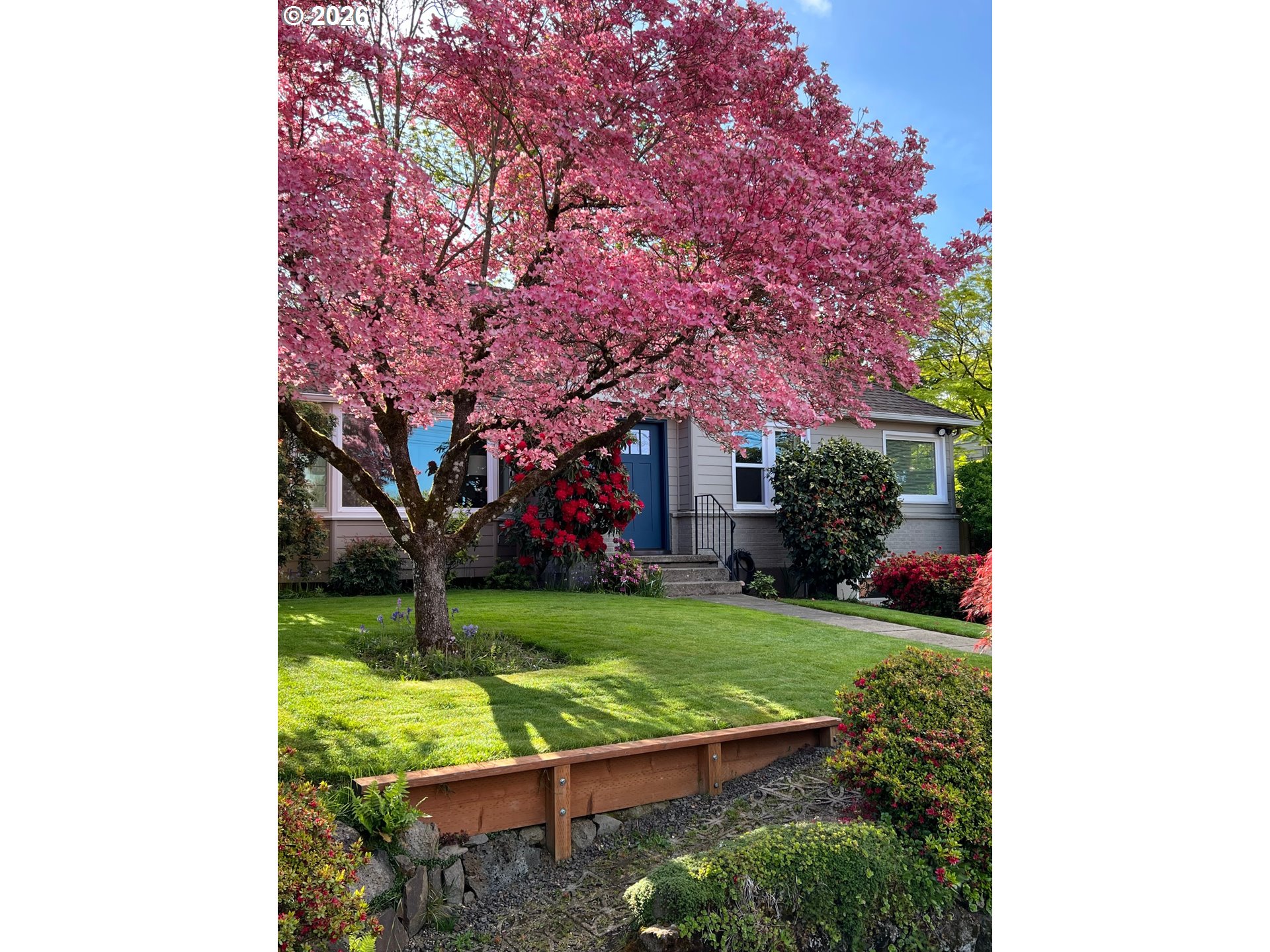 8108 Southwest 9th Avenue Portland, OR 97219 - Photo 3 of 40