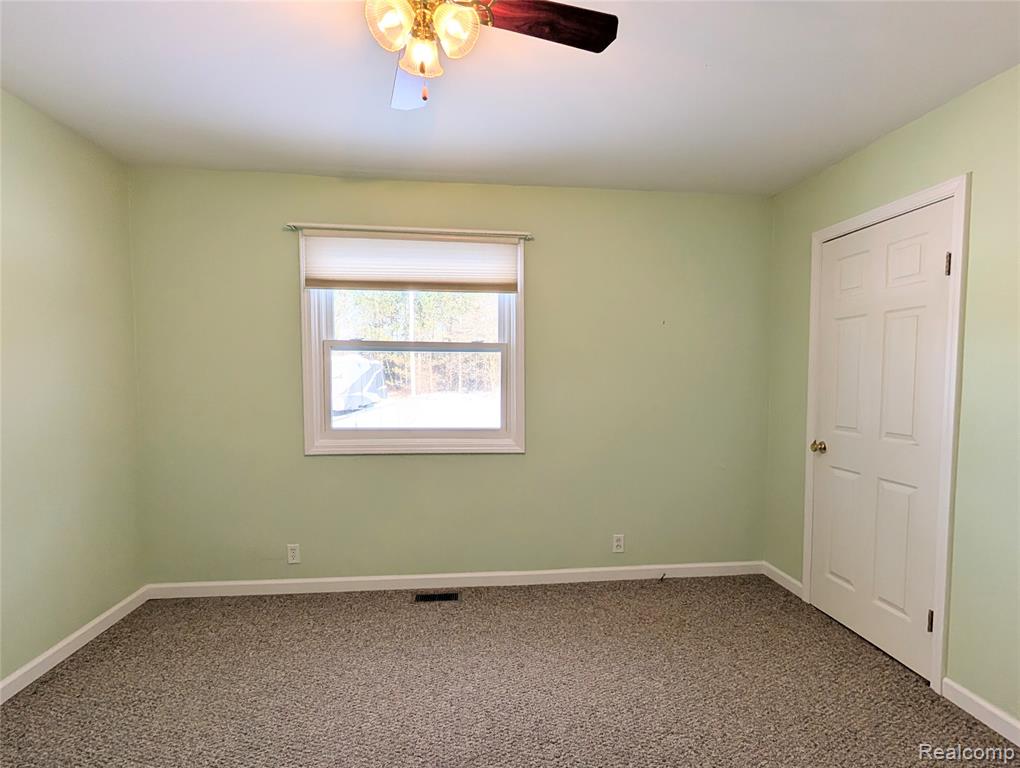 947 Beech Street Bad Axe, MI 48413 - Photo 33 of 41
