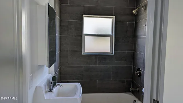 $1,395 | 1620 East Apache Boulevard, Unit 1030, Tempe, AZ 85281