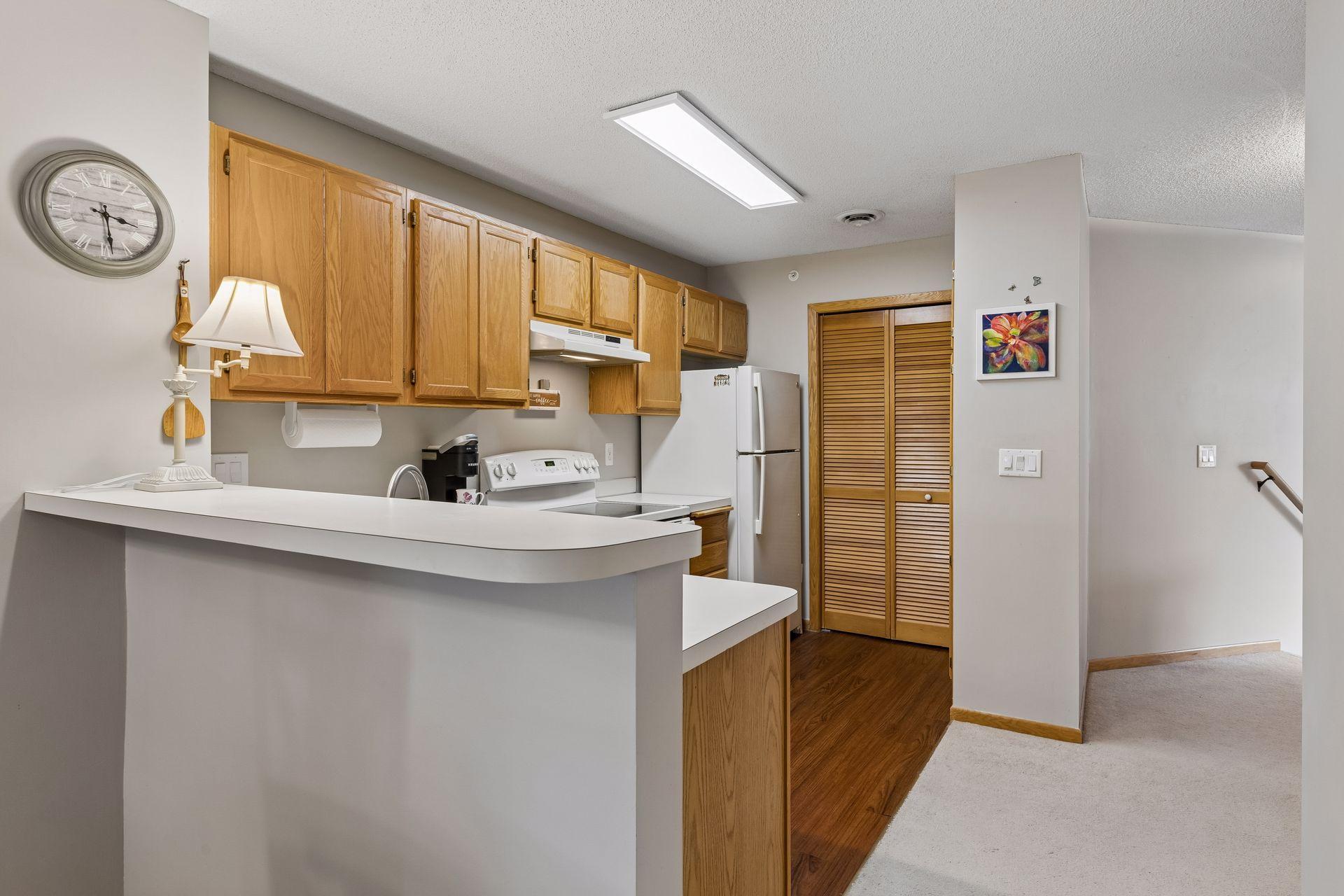 2240 Ranchview Lane North, Unit 80 Plymouth, MN 55447 - Photo 5 of 27