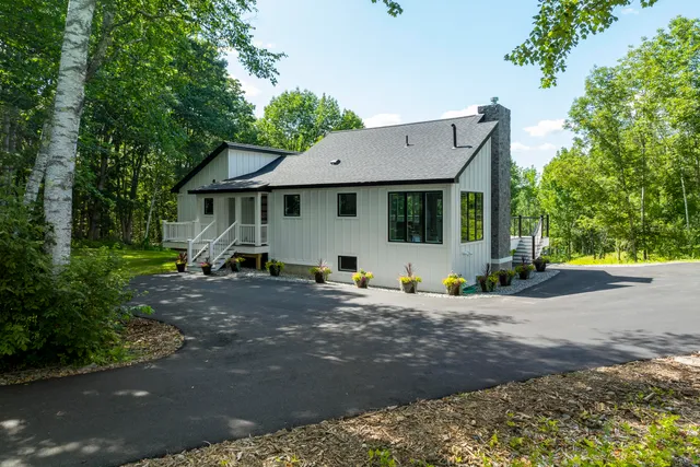 $1,590,000 | 862 West Neck Road, Nobleboro, ME 04555