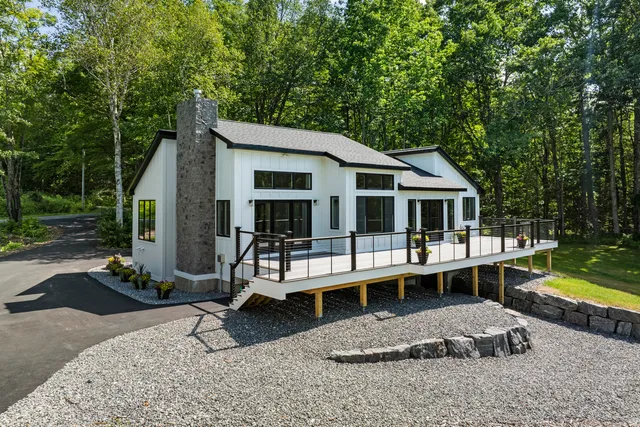 $1,590,000 | 862 West Neck Road, Nobleboro, ME 04555
