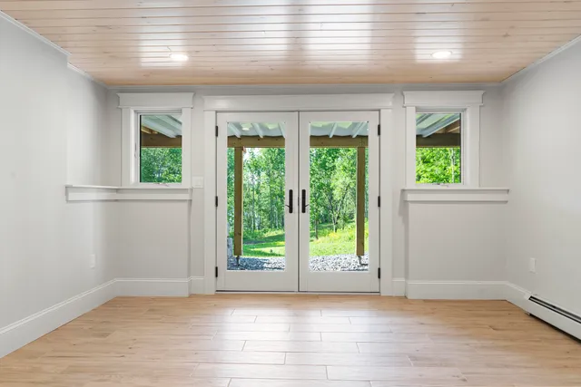 $1,590,000 | 862 West Neck Road, Nobleboro, ME 04555