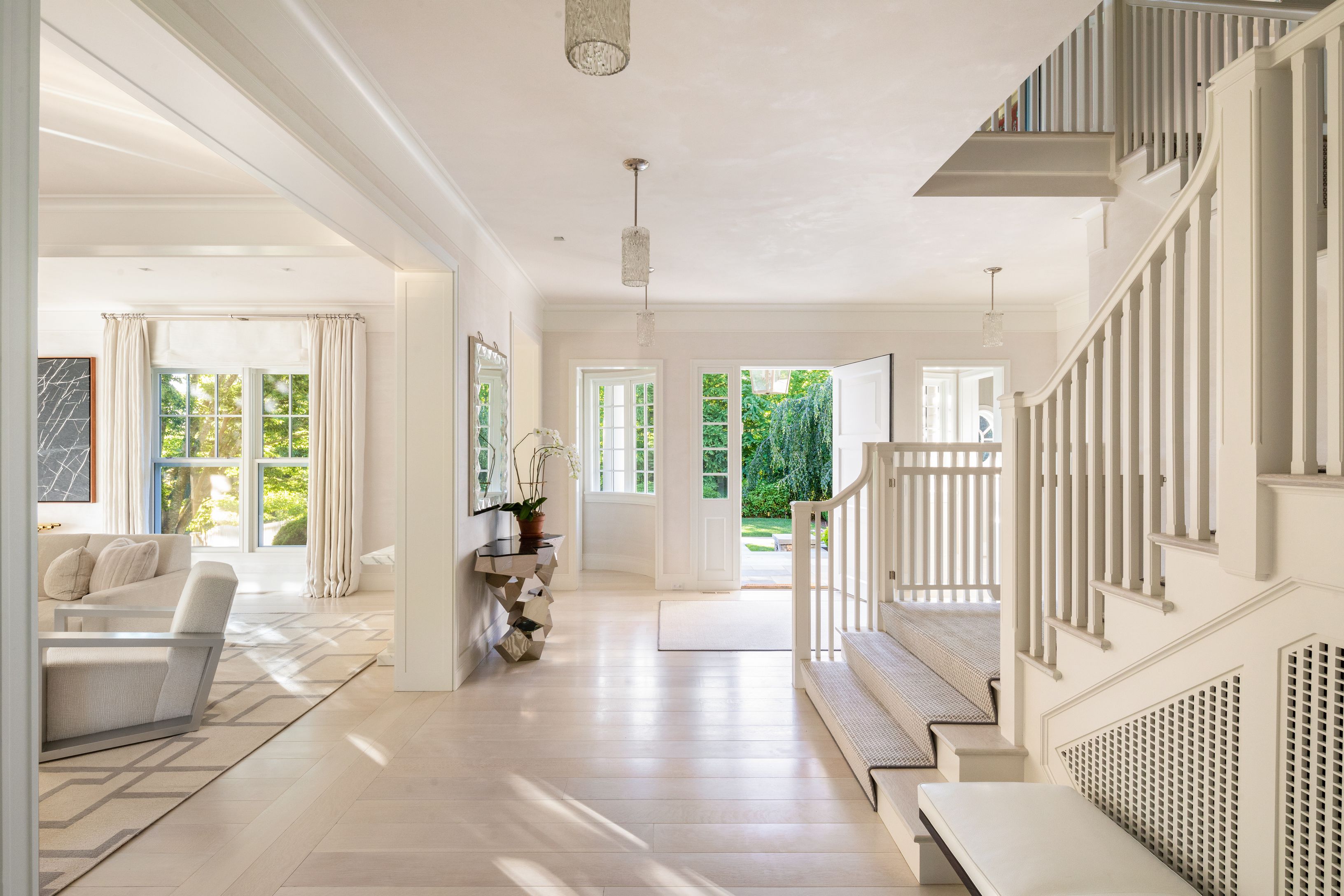 8 Hither Lane East Hampton, NY 11937 - Photo 4 of 38