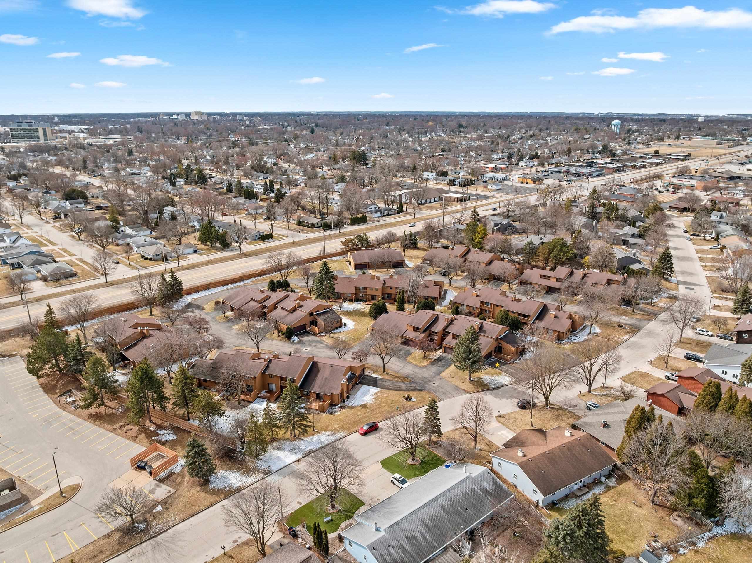 921 East Windfield Place, Unit A Appleton, WI 54911 - Photo 52 of 55