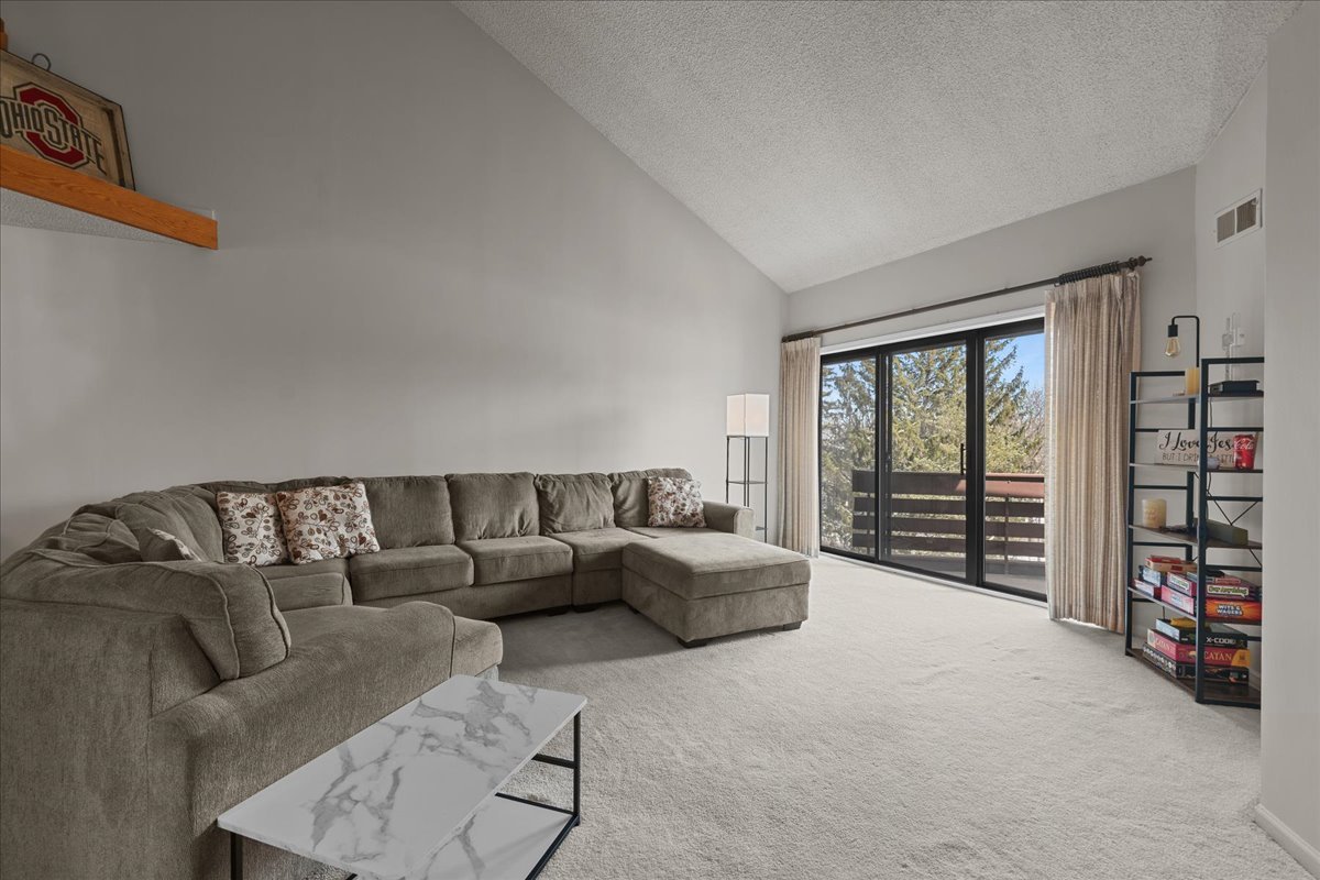 706 Waukegan Road, Unit 403C Glenview, IL 60025 - Photo 3 of 30