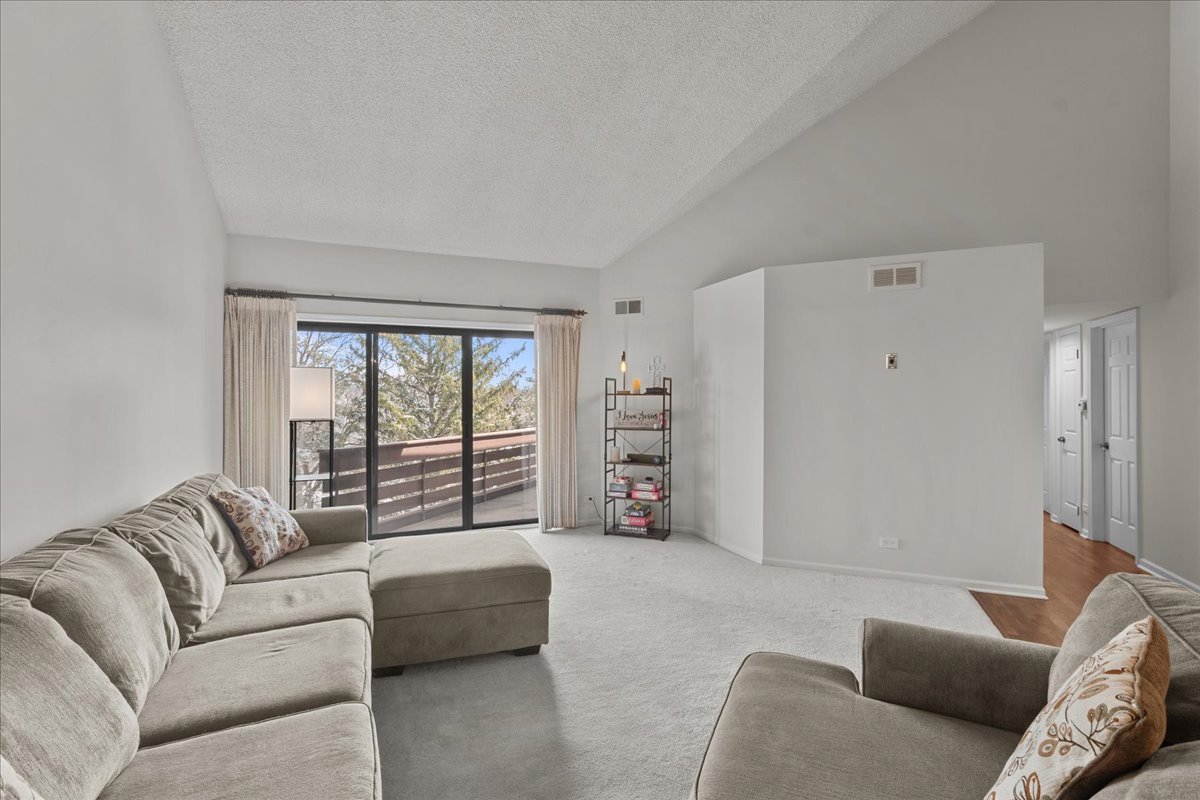 706 Waukegan Road, Unit 403C Glenview, IL 60025 - Photo 4 of 30