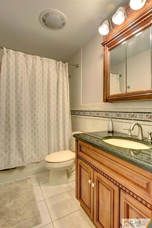 23 Parsons Road East Brunswick, NJ 08816 - Photo 14 of 24 Gallery Image 14