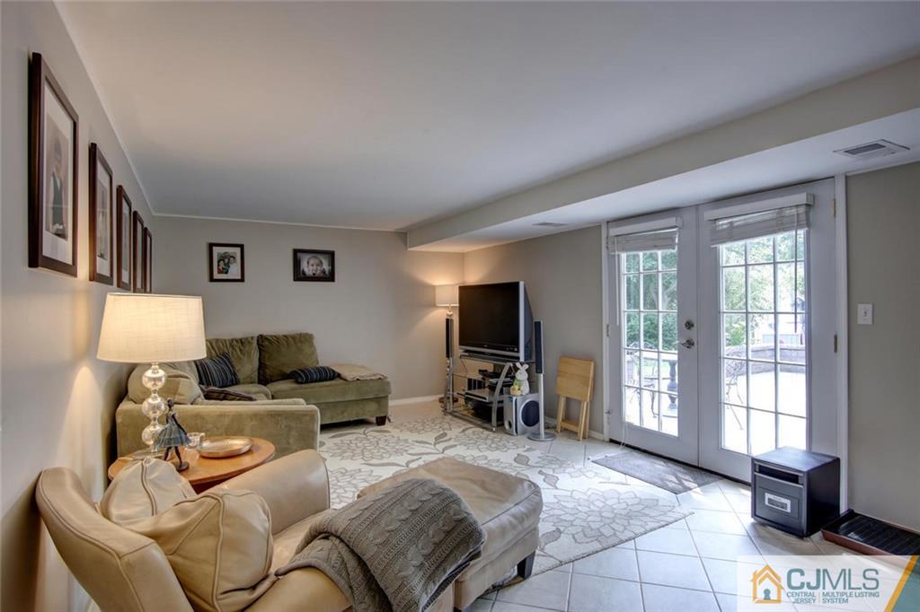 23 Parsons Road East Brunswick, NJ 08816 - Photo 16 of 24 Gallery Image 16